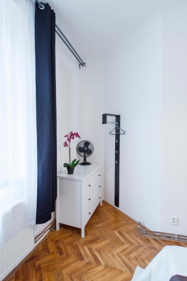 Modern Apartment Skolska 20 Prague Ngoại thất bức ảnh